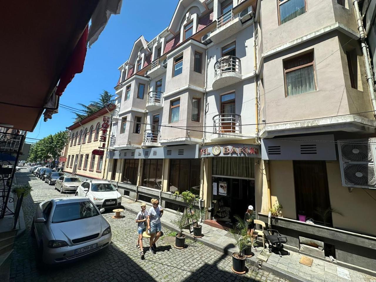 G Bakuri Hotel Batoemi Buitenkant foto